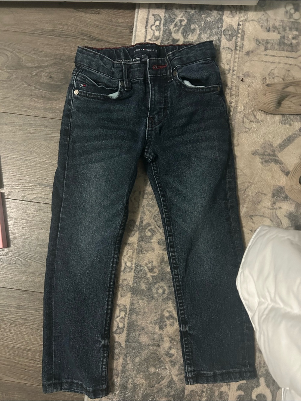 Tommy Hilfiger Men's Indigo Straight Jeans